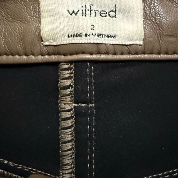 Wilfred brown faux leather straight leg pants size 2 - Picture 4 of 4